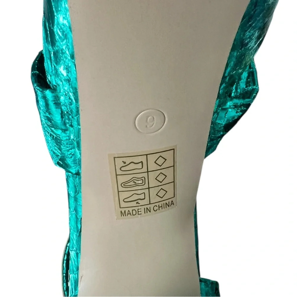Public Desire x ASOS Leo Metallic Green Platform Heels Strappy Chunky Party Sz 9